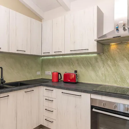 Romeo By Interhome 부도니