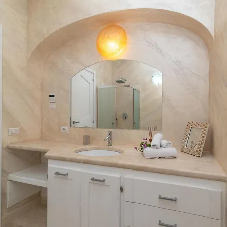 Romeo By Interhome *